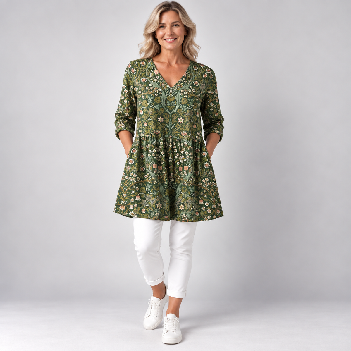 Julie | Long Blouse with V-Neck