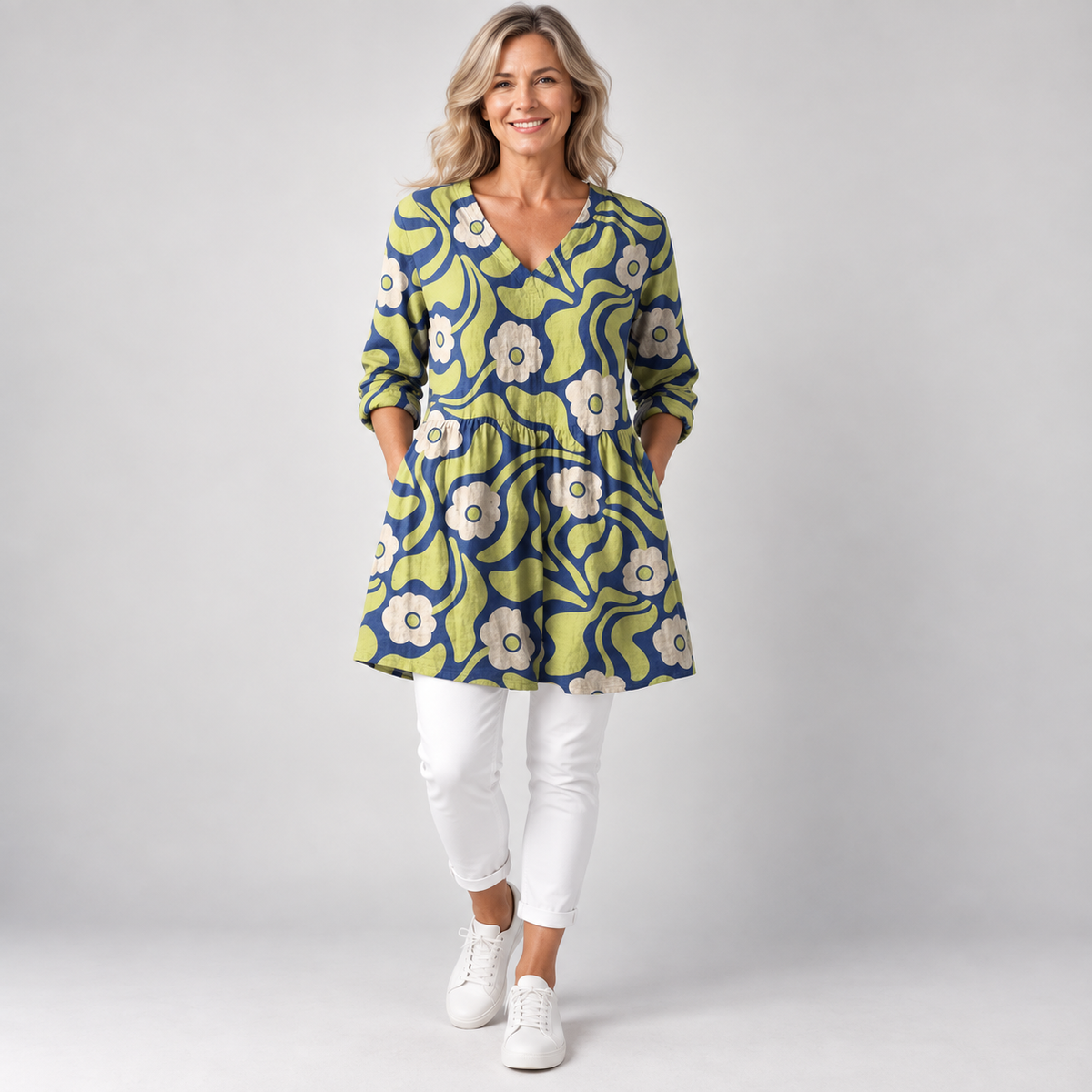 Elodie | Long Blouse with V-Neck