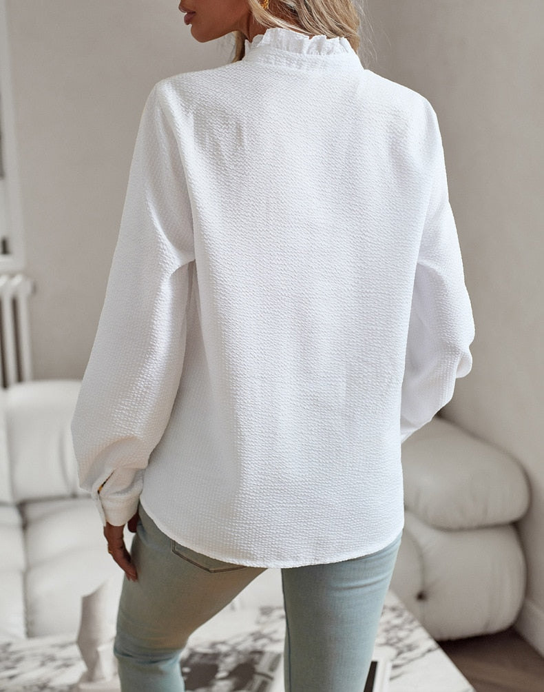 Sara - Elegant Blouse