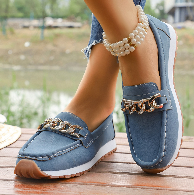 Elle | Diamond Buckle Loafers