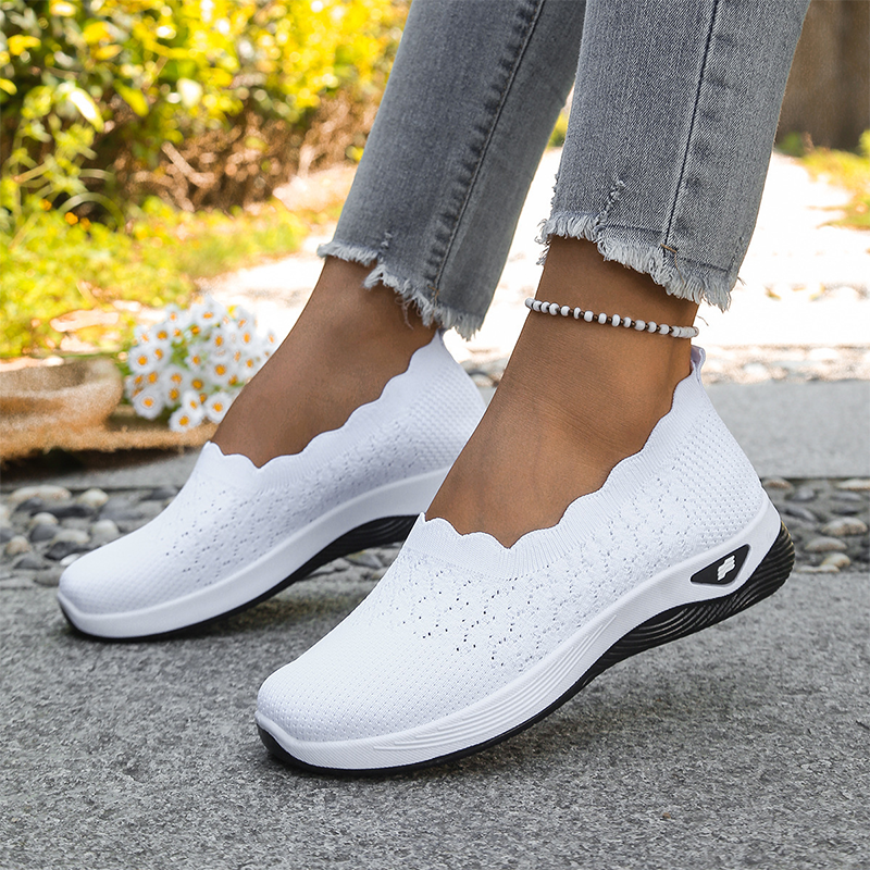 Ruth | Breathable Lightweight Walking Shoes